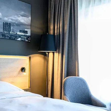 Hotel Radisson Berchem 4*
