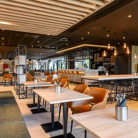 Hotel Radisson Berchem 4*