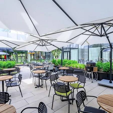 Hotel Radisson Berchem 4*